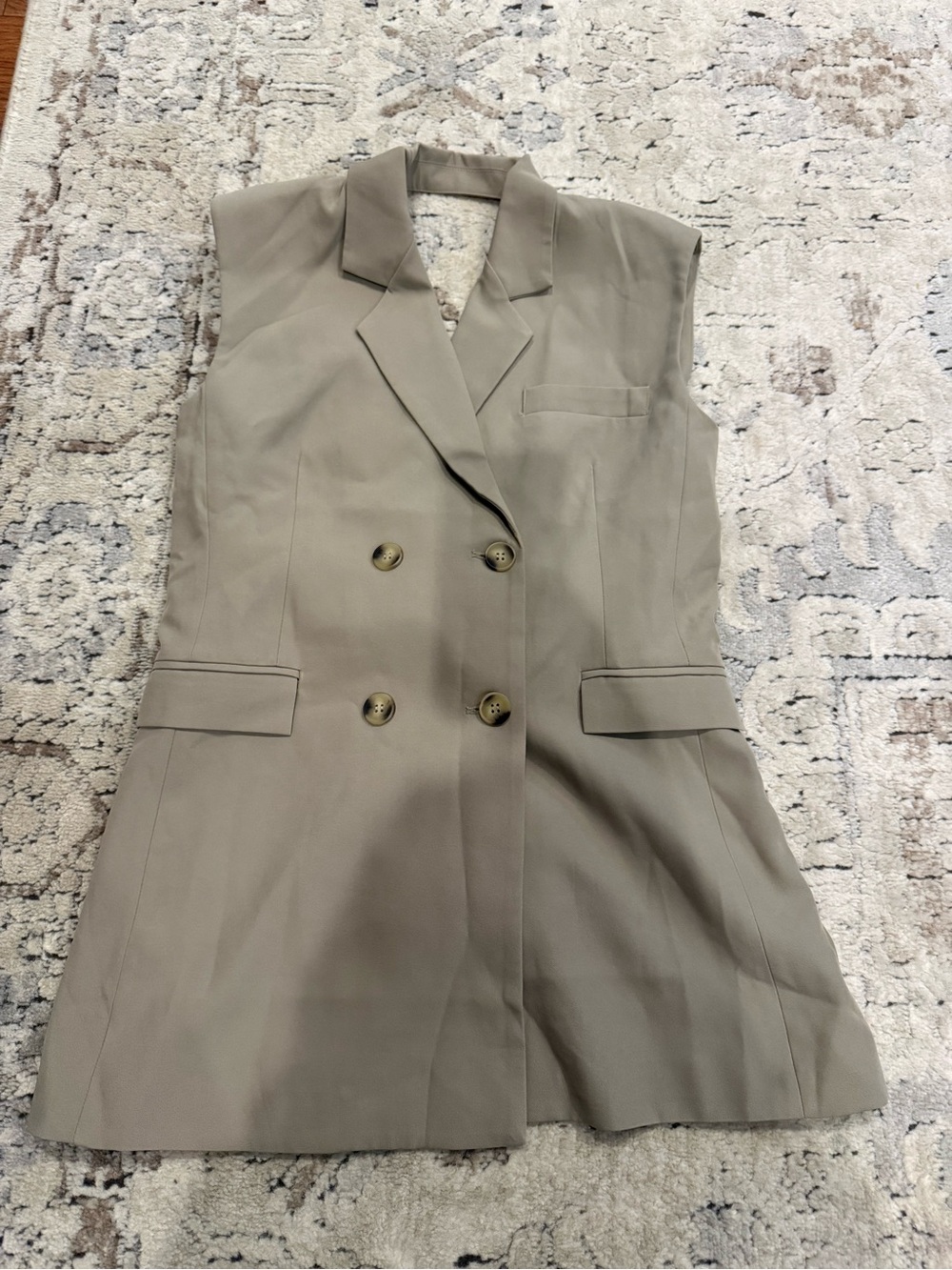 Fore Women's Sleeveless Tie-Back Trench Vest - Taupe